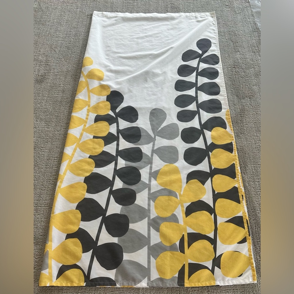Fabric shower curtain & Hooks